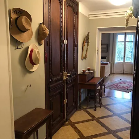 T4 121 M2 Georges 1er Centre-ville 3