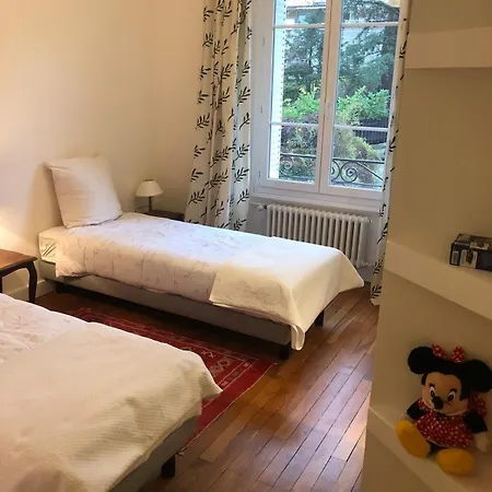 T4 121 M2 Georges 1er Centre-ville 3