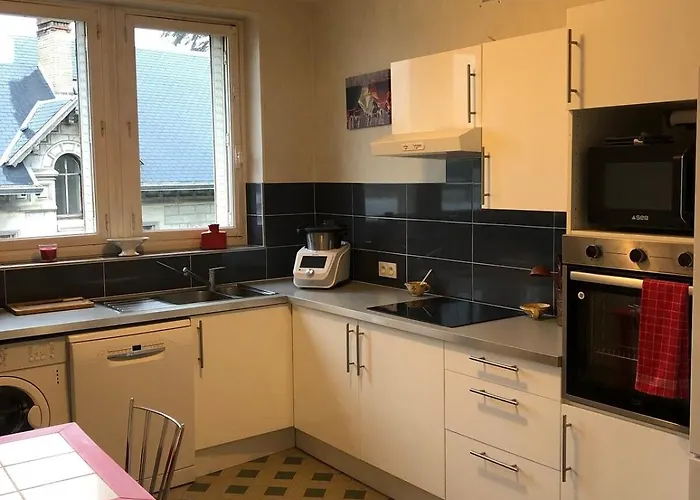 T4 121 M2 Georges 1er Centre-ville 3 * Aix-les-Bains