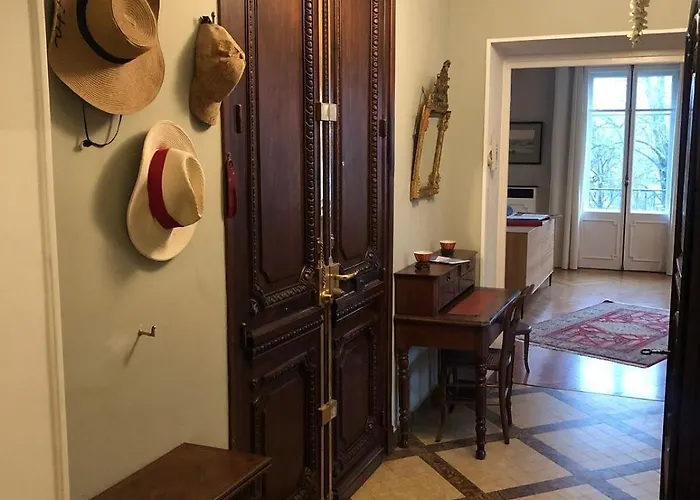 T4 121 M2 Georges 1er Centre-ville 3