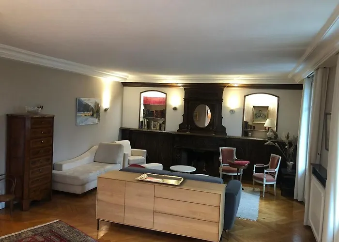 T4 121 M2 Georges 1er Centre-ville 3 Aix-les-Bains